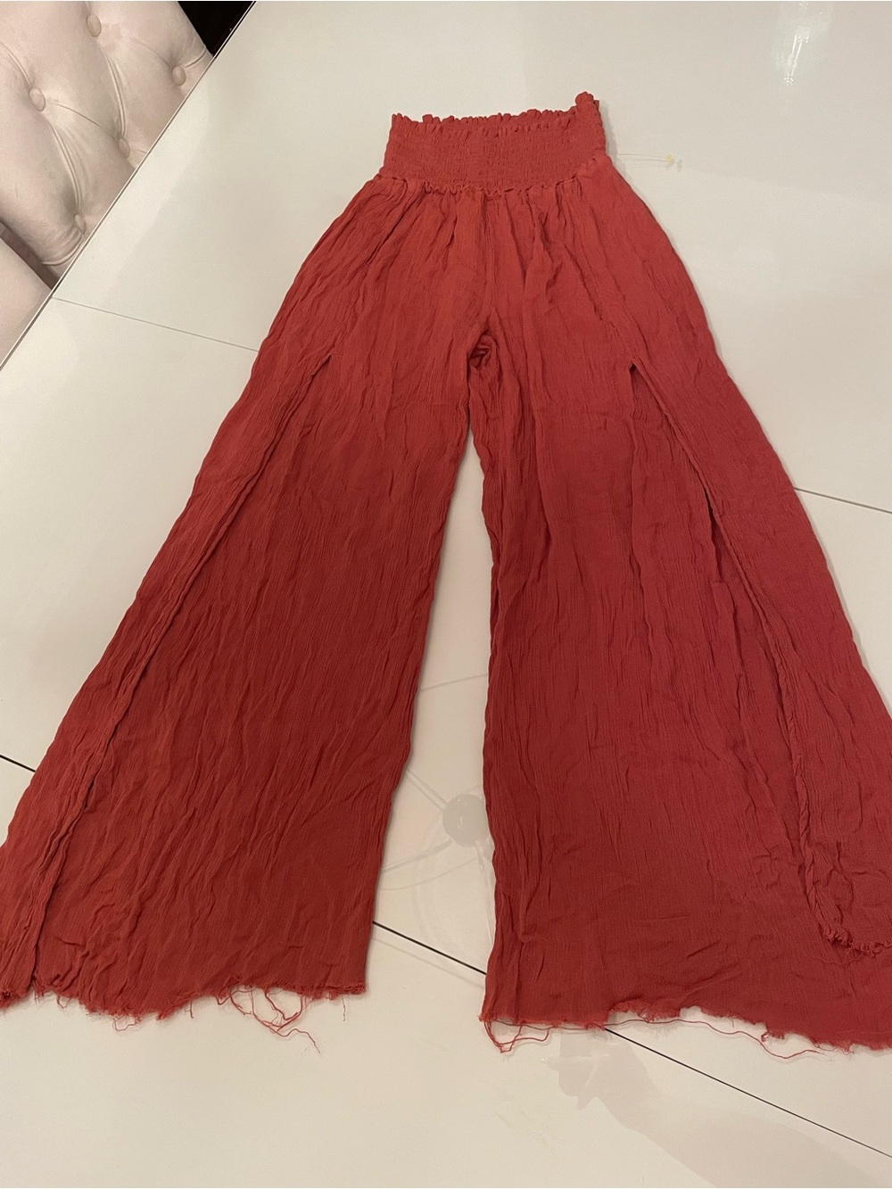 Sincerly Jules Rust Wide-Leg Crinkle Pants